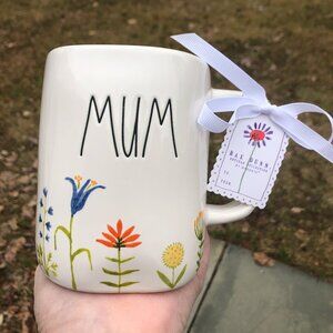 NWT Rae Dunn "Mum" (Mom) Mug w/ Flowers Yellow Interior Mother's Day Gift